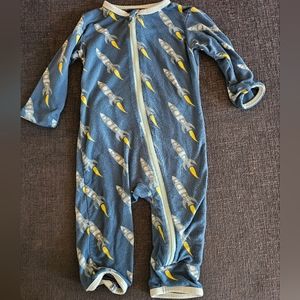 Kickee romper